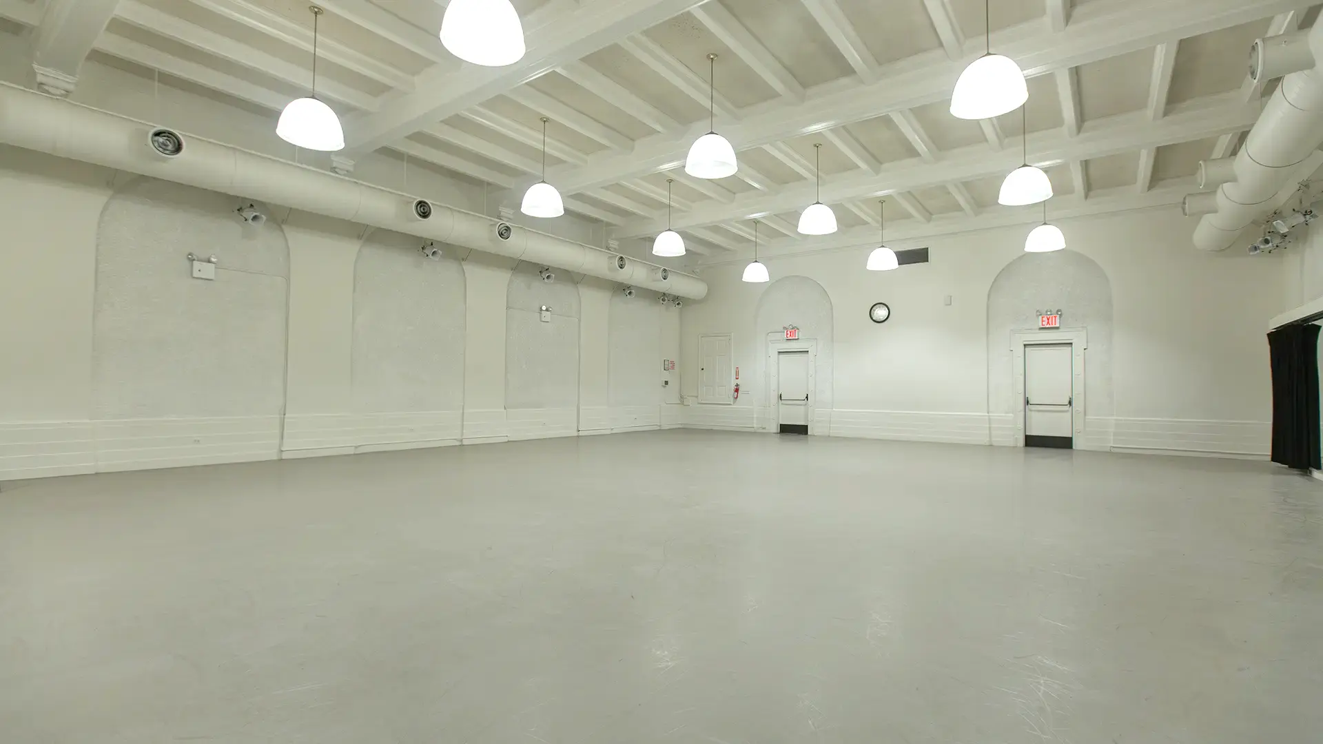 studio-5-reverse-1920x1080.webp